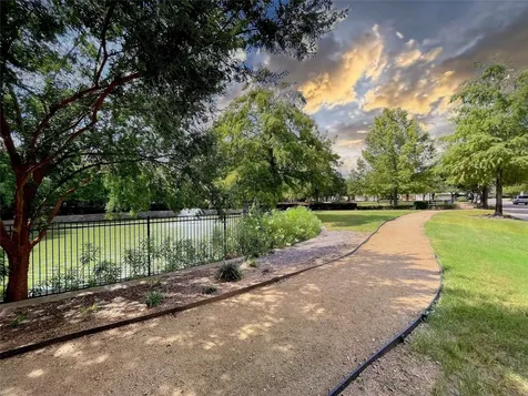 2612 Edgefield Lakes Drive Houston TX 77054