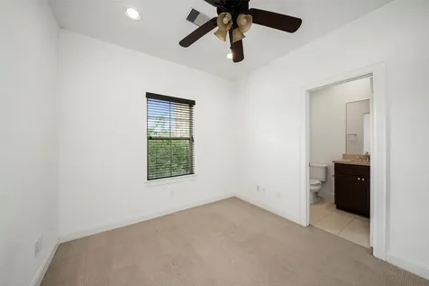 22 Hermann Park Court Houston TX 77021