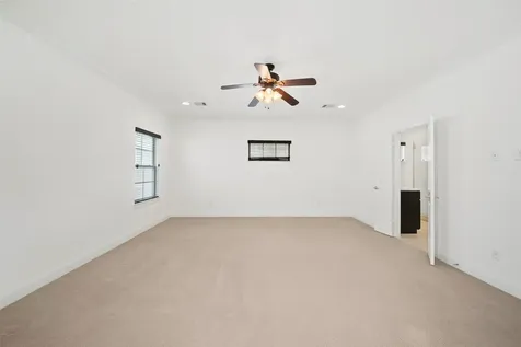 22 Hermann Park Court Houston TX 77021