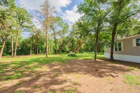 869 Yaupon Drive Caldwell TX 77836