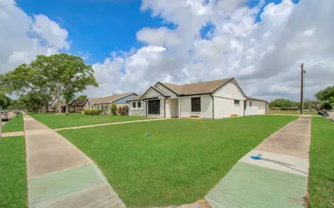 12102 Monticeto Lane Meadows Place TX 77477