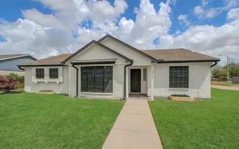 12102 Monticeto Lane Meadows Place TX 77477