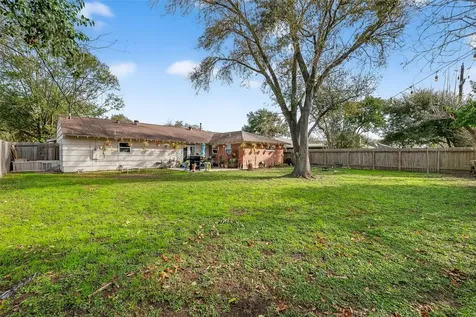 5611 W Airport Boulevard Houston TX 77035