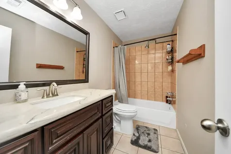 9634 Thistle Trail Drive Houston TX 77070