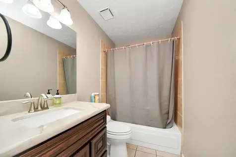 9634 Thistle Trail Drive Houston TX 77070