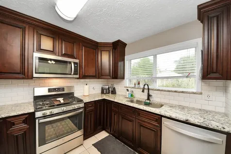 9634 Thistle Trail Drive Houston TX 77070