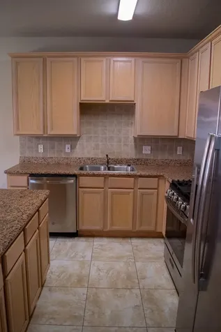 9224 Rodney Ray Boulevard 18 Houston TX 77040