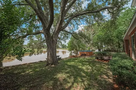 2938 Lake View Drive Missouri City TX 77459