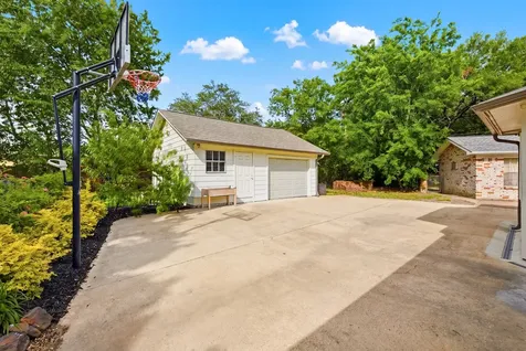 3613 Sunnybrook Lane Bryan TX 77802