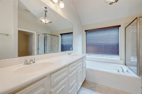 2808 Arbor Brook Lane Pearland TX 77584