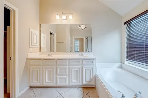 2808 Arbor Brook Lane Pearland TX 77584