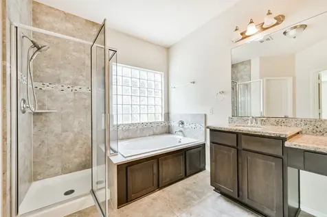 2811 Afton Drive Pearland TX 77581