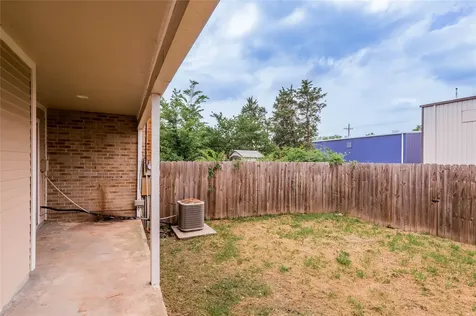 111B Normal Park Drive B Huntsville TX 77320