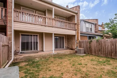 111B Normal Park Drive B Huntsville TX 77320