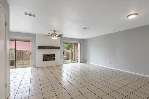111B Normal Park Drive B Huntsville TX 77320