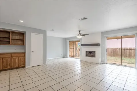 111B Normal Park Drive B Huntsville TX 77320