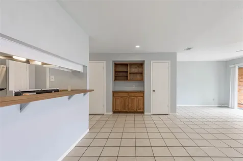 111B Normal Park Drive B Huntsville TX 77320