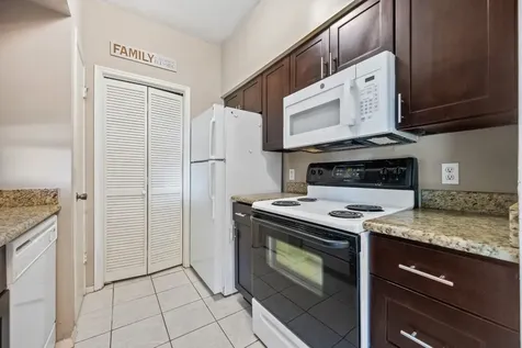 6500 Harbor Town Drive 2808 Houston TX 77036