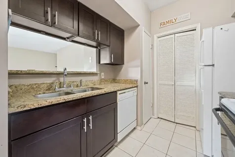 6500 Harbor Town Drive 2808 Houston TX 77036
