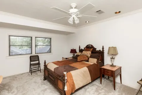 12 Bayou Bend Beaumont TX 77706