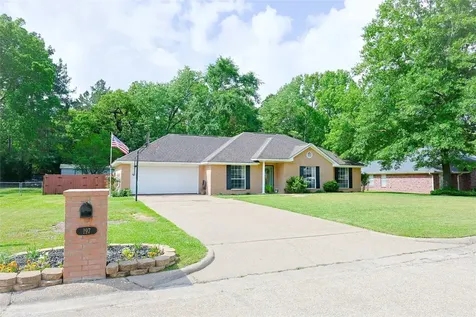 197 Hunters Glen Drive Hudson TX 75904