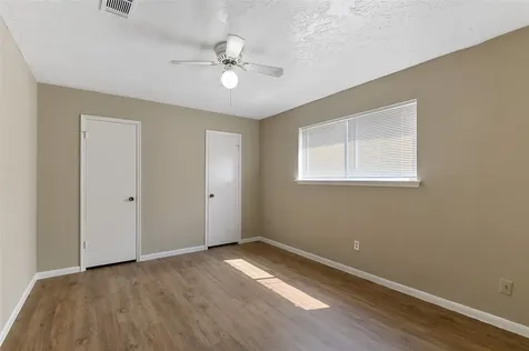 10427 Huntington Place Drive Houston TX 77099