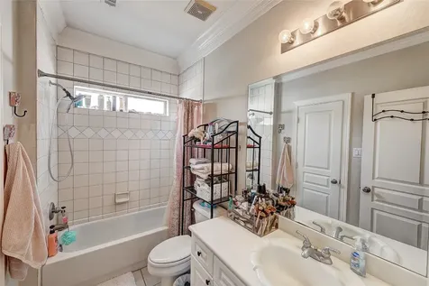 835 Rosine Street Houston TX 77019