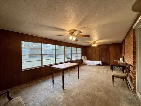 370 Johnson Street Woodville TX 75979