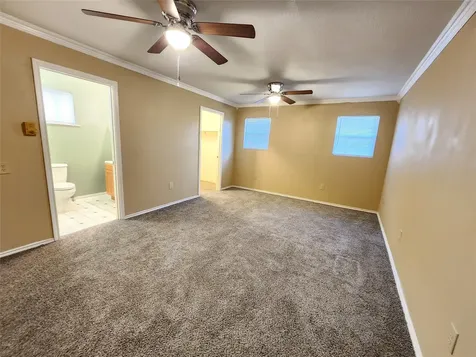 36 18th Avenue N Texas City TX 77590