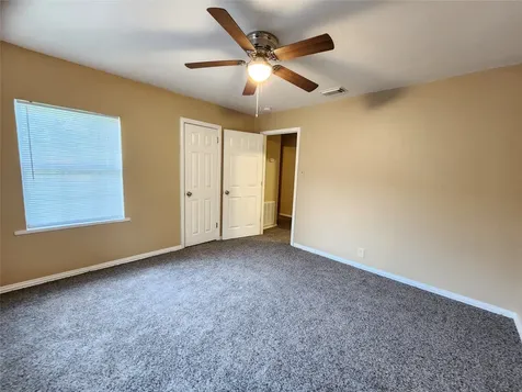 36 18th Avenue N Texas City TX 77590