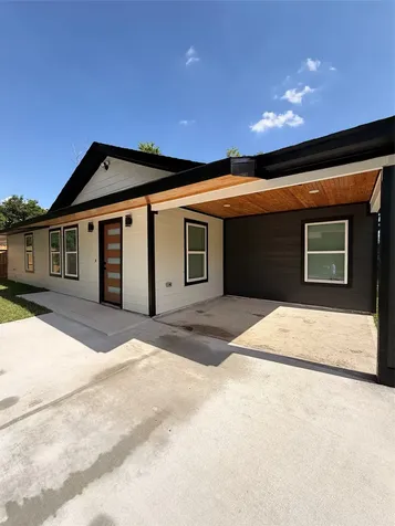5842 Southford Street Houston TX 77033