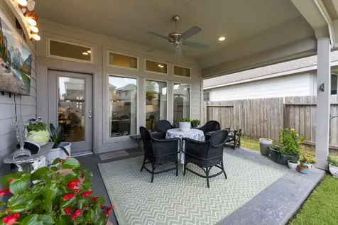 545 Cedar Harbor Court Conroe TX 77304