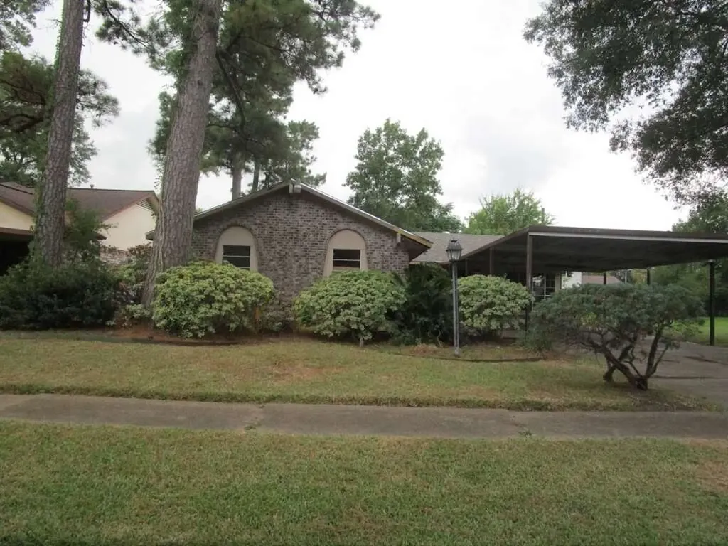 11042 Lafferty Oaks Street Houston TX 77013