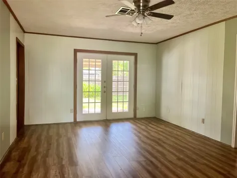 2218 19th Avenue N Texas City TX 77590