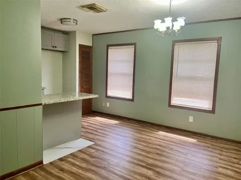2218 19th Avenue N Texas City TX 77590