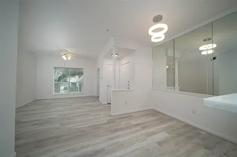 1330 Old Spanish Trail 2209 Houston TX 77054