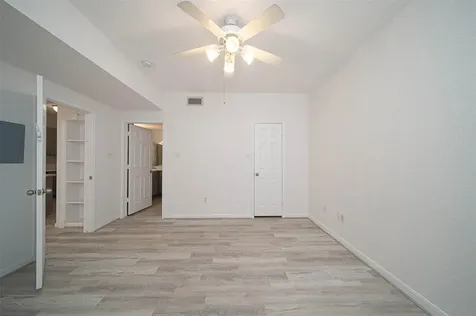 1330 Old Spanish Trail 2209 Houston TX 77054