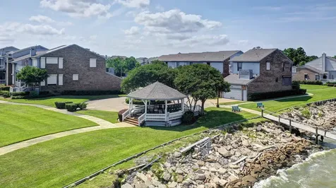 2601 S Broadway Street 29 La Porte TX 77571