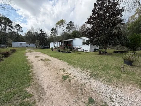 1100 Liberty Avenue Livingston TX 77351