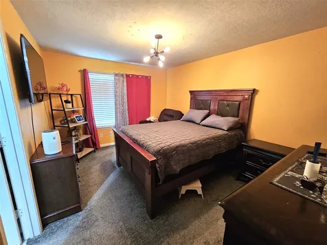 9118 Iron Springs Drive Houston TX 77034