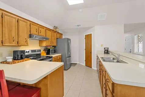 6878 Kingston Cove Lane Willis TX 77318