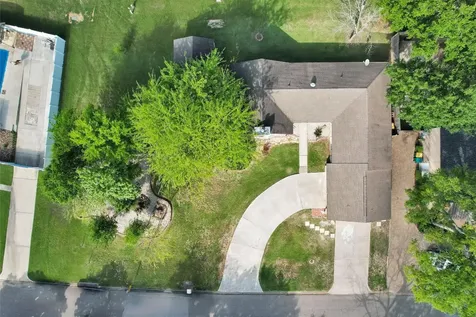 6878 Kingston Cove Lane Willis TX 77318