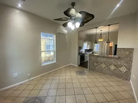 1910 Worms Street Houston TX 77020