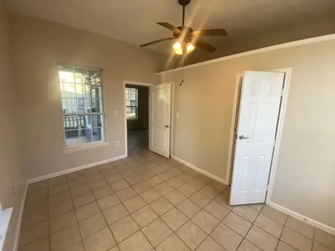 1910 Worms Street Houston TX 77020