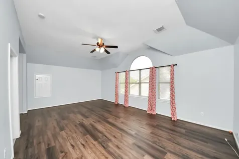 9539 Still Cove Lane Houston TX 77089