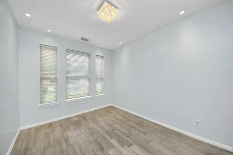 9539 Still Cove Lane Houston TX 77089