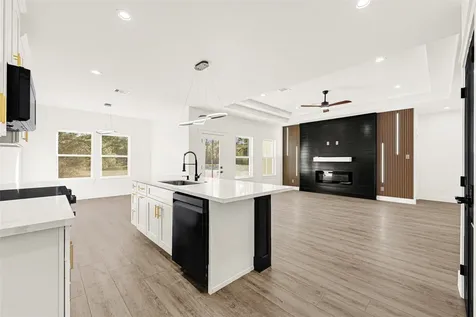 105 Bledsoe Street Prairie View TX 77445