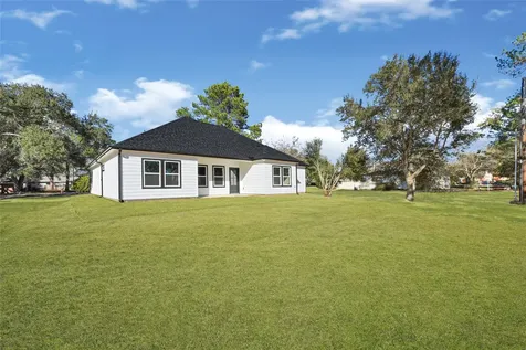 105 Bledsoe Street Prairie View TX 77445