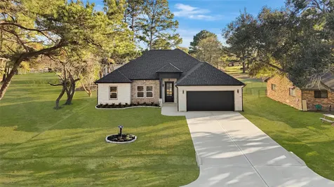 105 Bledsoe Street Prairie View TX 77445