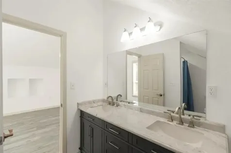 15602 Oleta Lane Sugar Land TX 77498